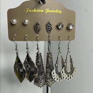 Silver Fashion Jewelry Earring Set